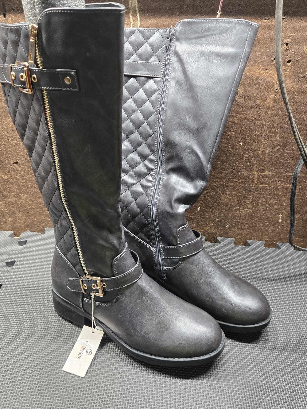 Quilted Over-the-Knee Riding Boots in Black Sz9
